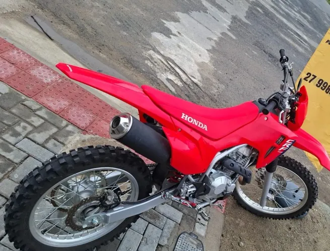 Vendo mota Nova CRF300