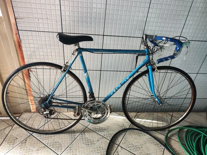 Bicicleta Caloi 10 toda original para quem quiser restaurar