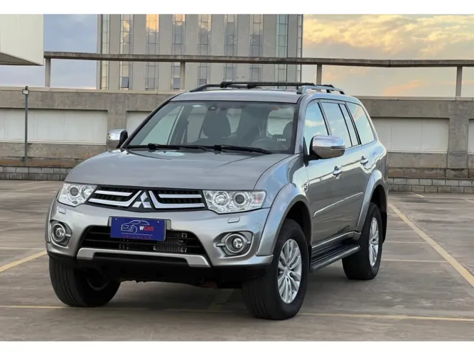 Mitsubishi Pajero Dakar/hpe 3.5 4X4 Flex 5P Aut. 2015