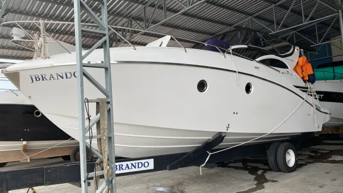Lancha ARMADA 300 CABRIO 