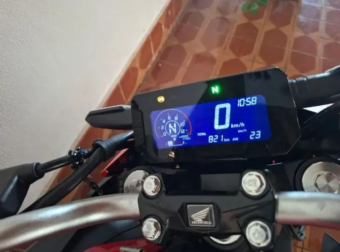 Vende se cb 300