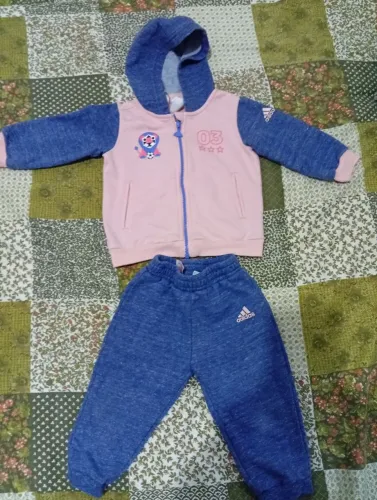 Conjunto Adidas infantil tamanho 9 - 12 Meses
