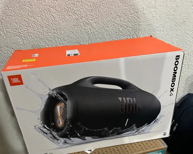 JBL BOMBOX 4