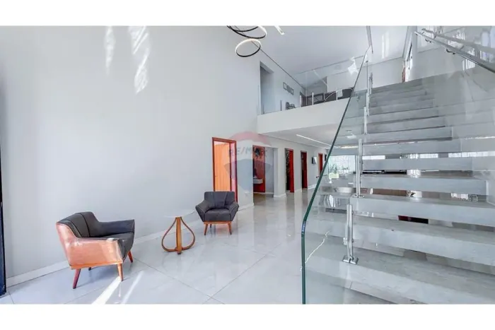 CASA MODERNA QND 52 Sala pé direitro duplo , 4 suites TAGUATINGA NORTE - ALTO PADRÃO