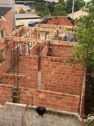 Vendo terreno com 1 casa semi pronta