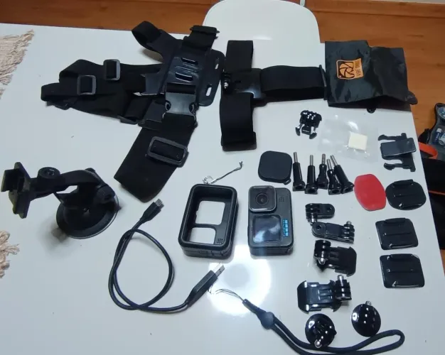 Câmera Gopro Hero 12 Black 27mp 5.3k Hdr Chdhx-121-rw-preto Preto
