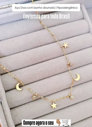 Colar minimalista dourado em aço inox
