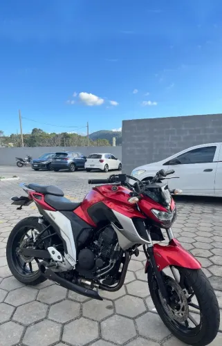 Fazer 250
