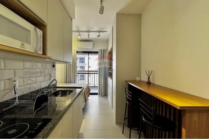 Studio Design no Brooklin: Estilo, Mobilidade e Conforto (Pronto para Morar!)