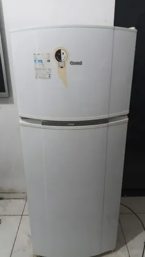 Vendo geladeira duplex frosfree entrego grátis hoje 800 reais 