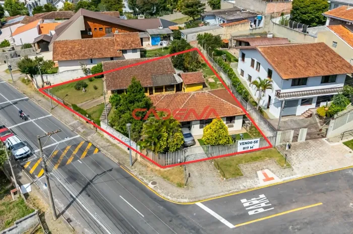 Lote com duas casas à venda em Vista Alegre