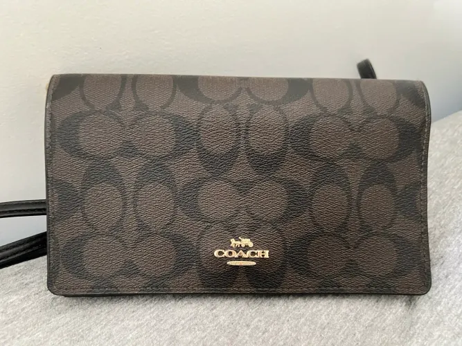 Bolsa coach signature marrom preta 