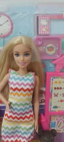 Barbie Professora