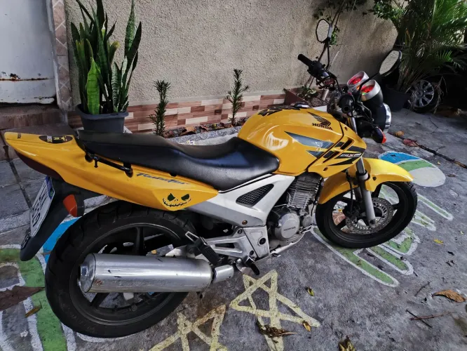 CBX Twister 250 2008
