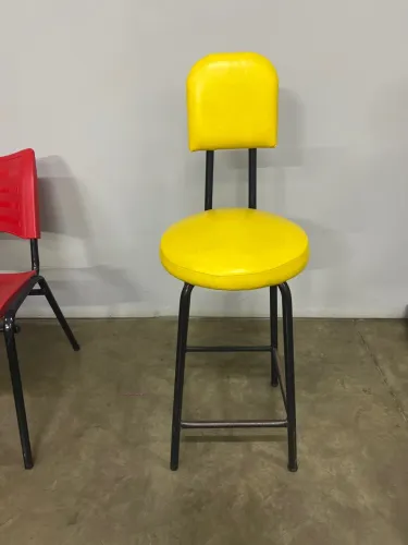 Banqueta alta