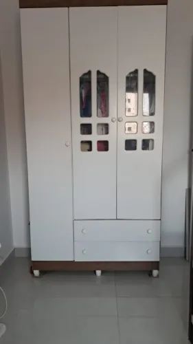 Guarda roupa infantil