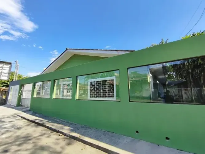 Imovel Comercial 5 salas, Bairro Palmital, Paranaguá