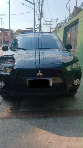 Mitsubishi Outlander 2.0 16V 160cv Aut. 2013