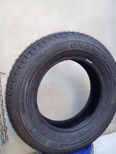 Pneu aro 14