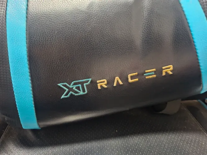 Cadeira Gamer XT Racer Viking - Preta e Azul