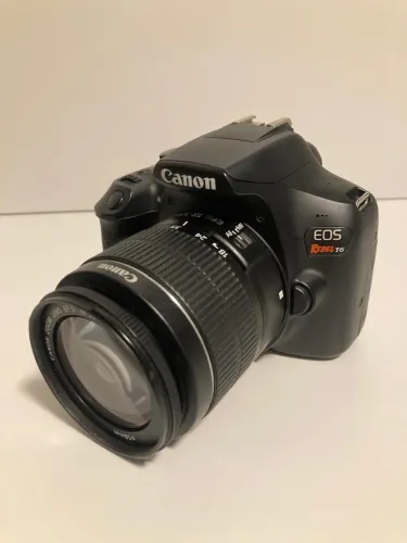 Câmera Canon Eos T6 - Apenas 18k cliques - Wi-Fi - Impecável
