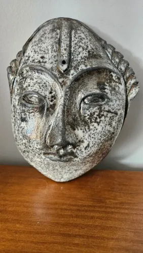 Escultura máscara de ceramica africana