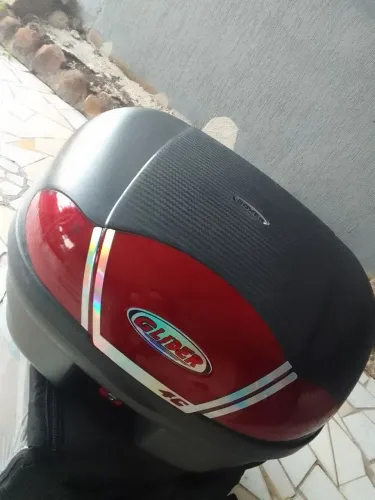 Baú de moto