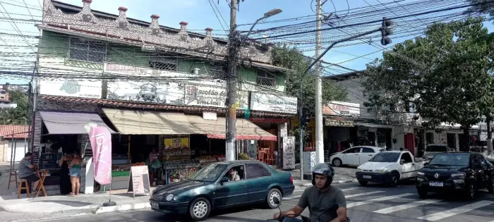 Prédio de dois Pavimentos à venda, Largo da Batalha, Pendotiba, Niterói, RJ