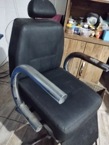 ? Cadeira de barbearia ?