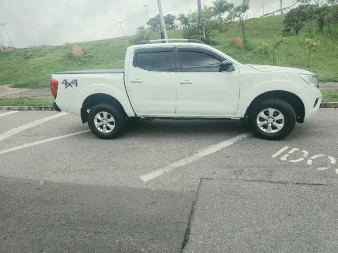 Nissan Frontier S CD 4X4 2.3 TB Diesel Mec. 2022