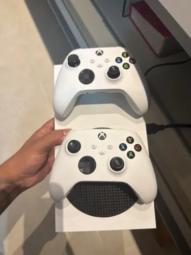XBOX SERIE S - 2 Controles