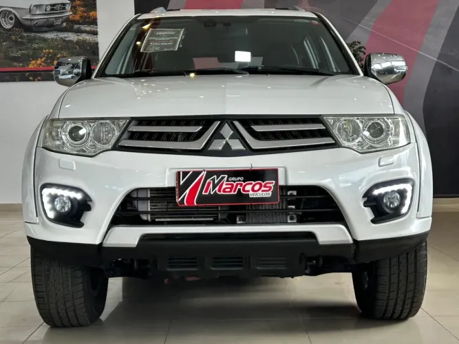 Mitsubishi Pajero HPE 3.2 4X4 T.i. Dies. 5P Aut. 2018