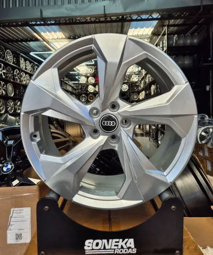 Jogo de rodas AUDI Q5 S LINE aro 20 5x112 originais