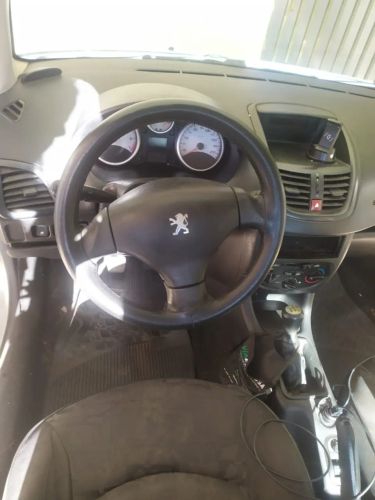 Imagem de Peugeot 207 Sed. Passion XR Sport 1.4 Flex 8V 4P 2010