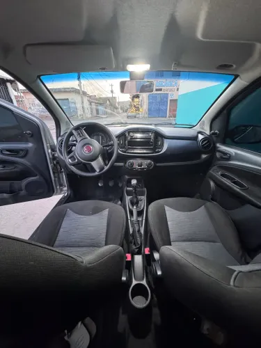 Fiat Uno Attractive 1.0 EVO Fire Flex 8V 5P 2016