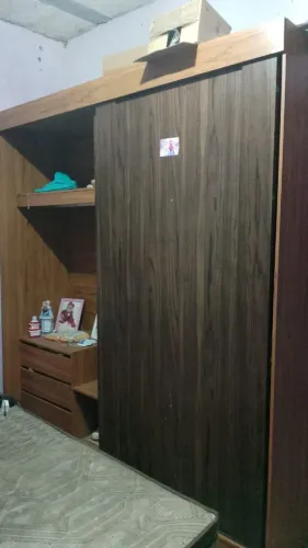 Guarda roupa semi_novo