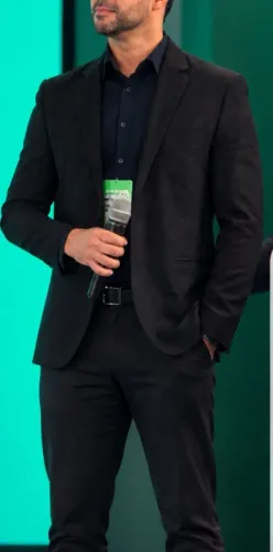 Terno Masculino Completo (Paletó + Calça) - Corte Slim Moderno