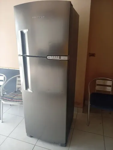 GELADEIRA BRASTEMP BEM CONSERVADA