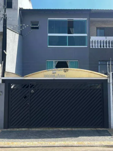 Sobrado à venda em São Caetano do Sul, Olímpico, com 3 quartos, 225m²