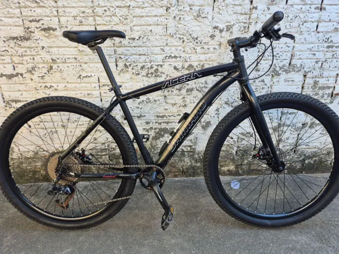 Bicicleta aro 29 com k7 de 11 velocidades 