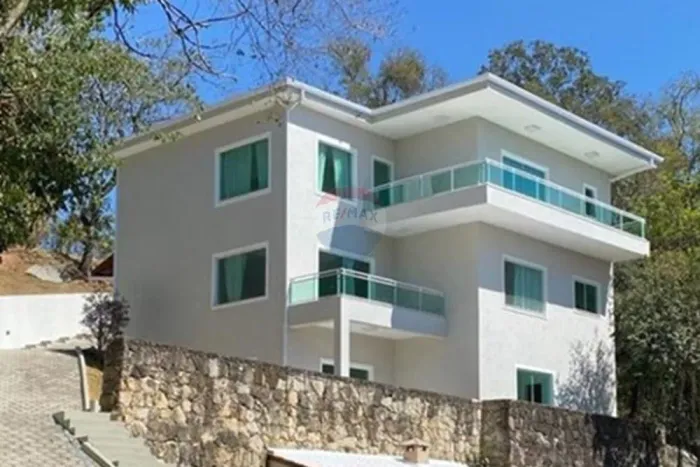 Casa de Condomínio a venda - Luxo e Conforto no Alpes de Caieiras!