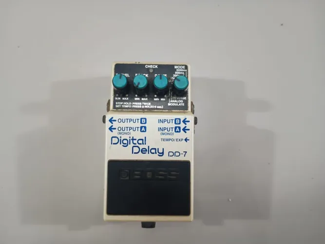 Pedal Boss digital delay DD7