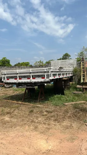 Carroceria de caminhão