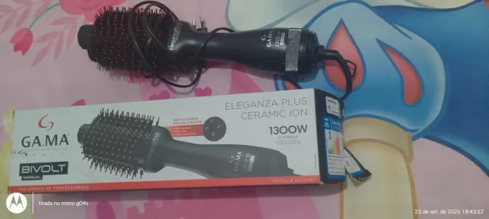 Vendo escova secadoura e fene de ouvido semi noivo os dois por 270