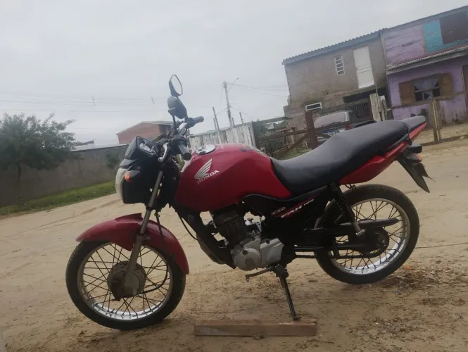Moto fan 125.   