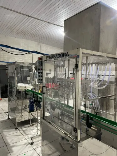 Linha de Envase Água Suco Bebidas