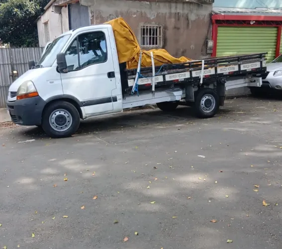 Vendo Renault Master 2.5 Carroceria
