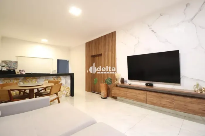 Casa residencial mobiliado com 3 quartos sendo 1 suíte disponível para locação no bairro S