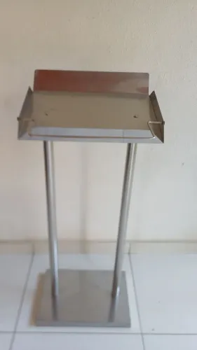 EXPOSITOR (SUPORTE) PARA PANFLETOS 