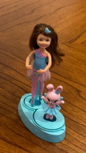 Kit Boneca mini Barbie do filme as sapatilhas mágicas
